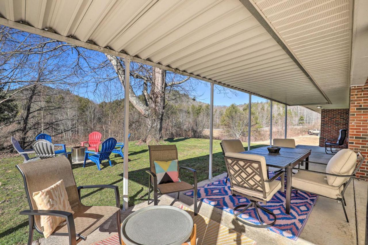 Blue Ridge Mountain Escape With Hot Tub, Grill! Villa Brevard Buitenkant foto